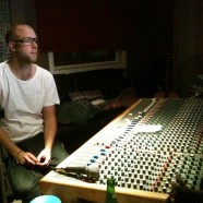 Fett reggaesväng i studion…